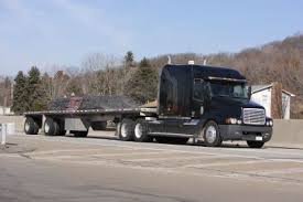 Choosing Flatbed Trucking Services