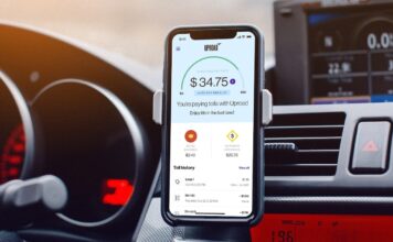 Travel all over the US and control your toll expenses with the Uproad app